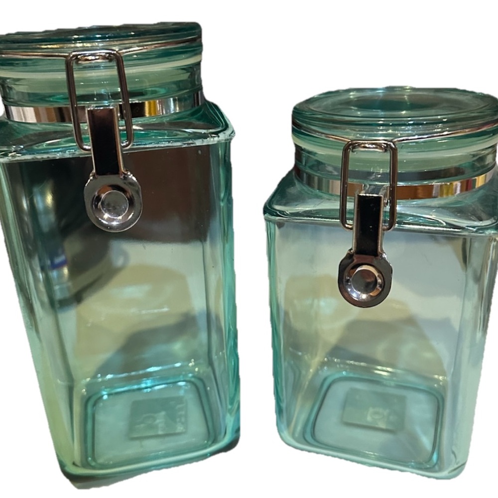 VTG ACRYLIC HERMETIC SET IF 2 CANISTERS FOOD STORAGE AIR TIGHT TRANSPARENT GREEN